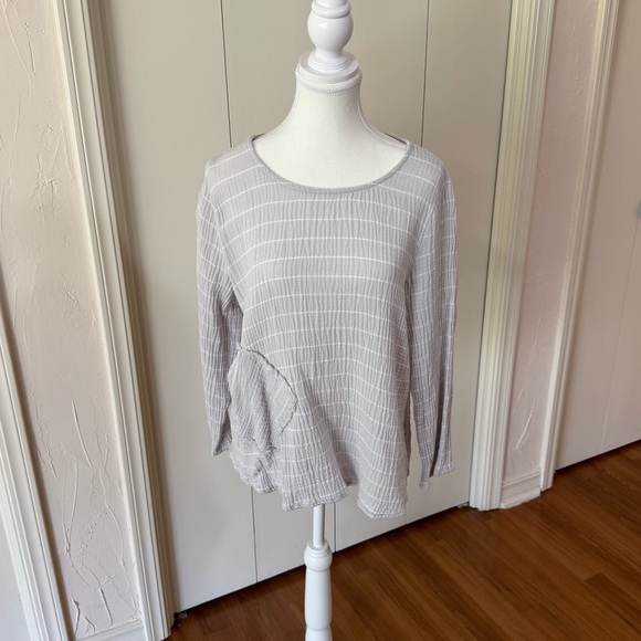Habitat Tops - Habitat Clothes to Live in Light Gray Striped Long-Sleeve Women’s Top
